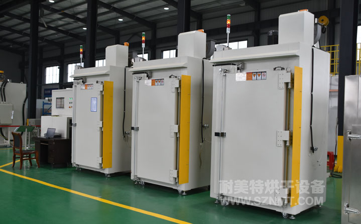 飛機(jī)發(fā)動(dòng)機(jī)工業(yè)烘箱